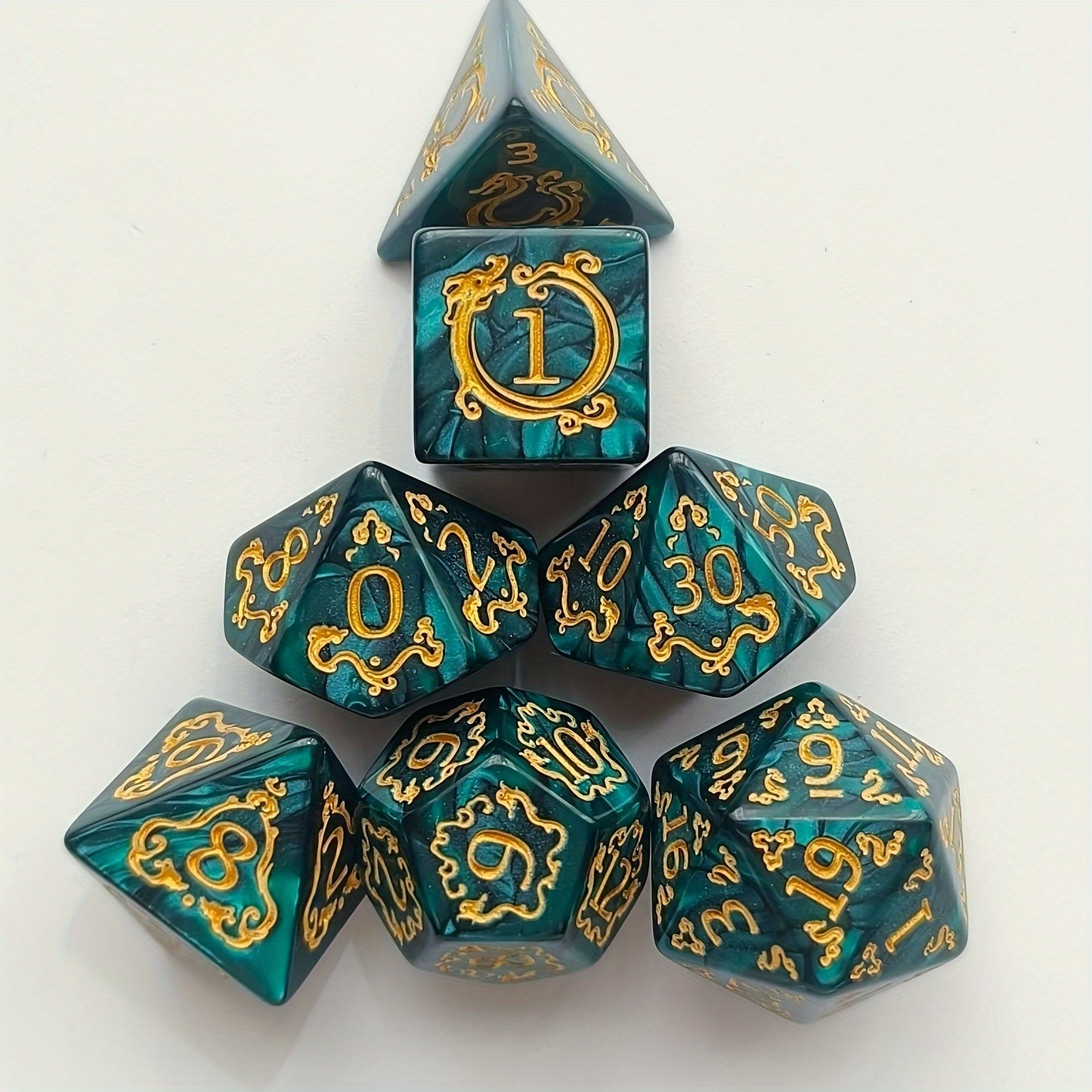 Polyhedral Dragon Pattern Dice Set for DND - Acrylic 7-Piece RPG Dice Set, Hexahedron Shape, Ideal for Role-Playing Luck-Based Games, Suitable for Ages 14+