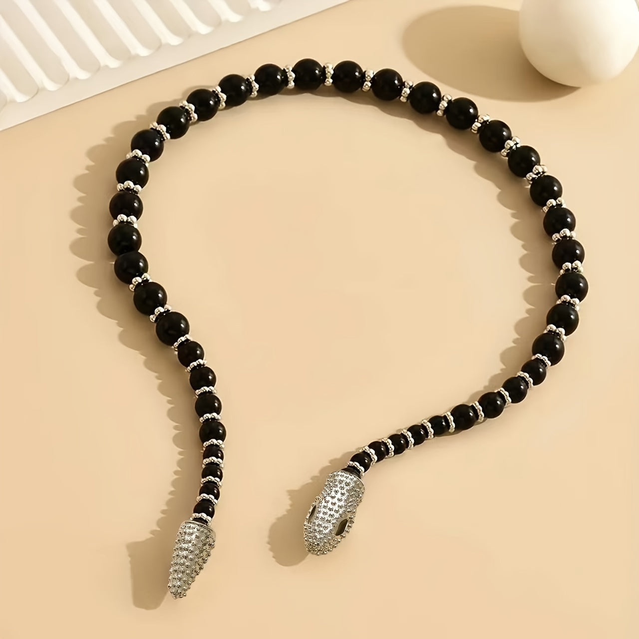 A Gothic Mysterious Fashion Beaded Necklace Snake-shaped Jewelry, Can also be used as a bracelet, suitable for banquets, parties, festivals, Halloween