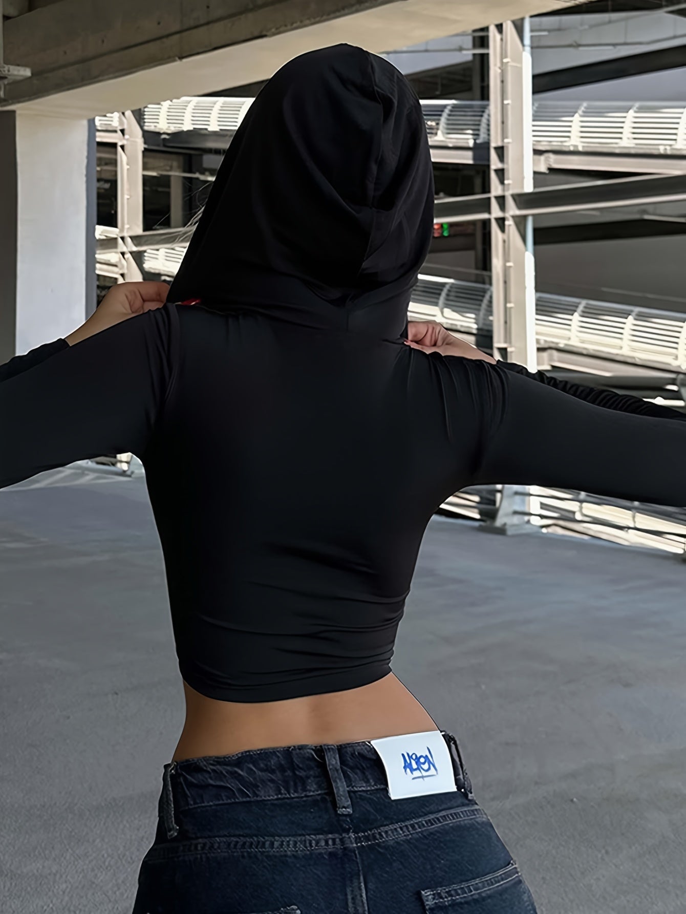 High Elasticity Short Length Hooded Crop Top - Versatile Solid Color Polyester Knit Fabric Long Sleeve T-Shirt for Spring & Fall, Sexy Womens Clothing with Chain Details