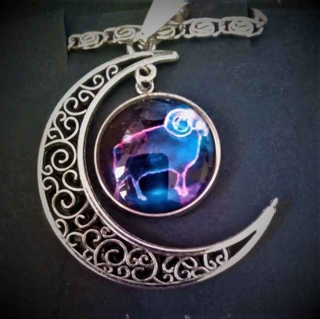 Moon Zodiac Pendant - Pedlar's Attic