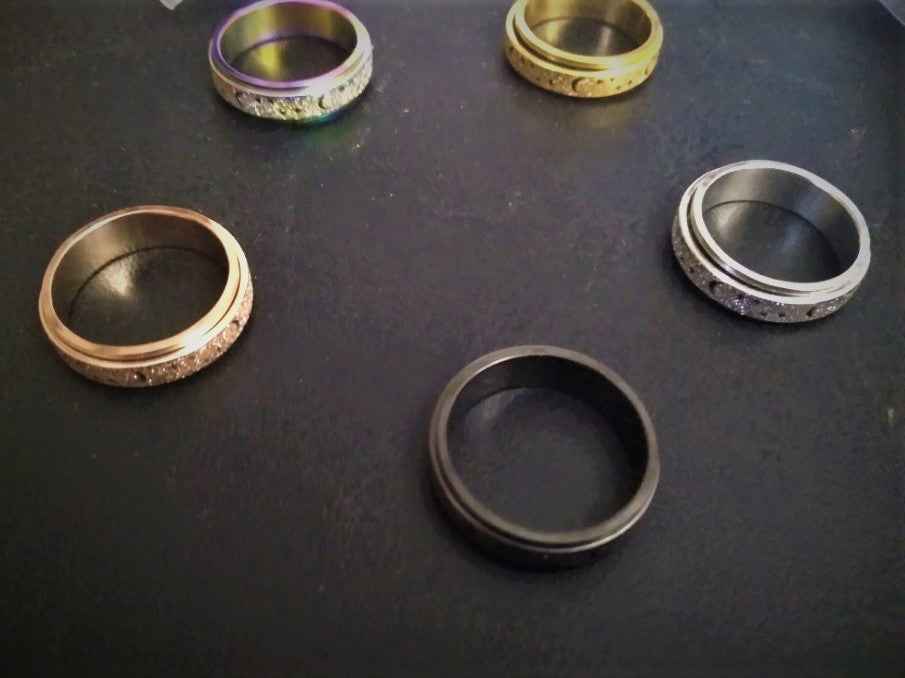 Fidgetly Fidget Rings - Spin Your Stress Away with Our Unique Adjustable Design - Pedlar's Attic