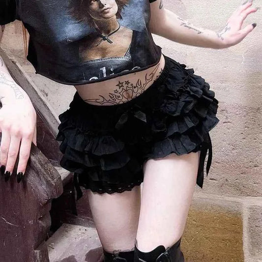 Gothic Lolita Lace Bloomers - Black Aesthetic Ruffle Shorts with Bow for Y2K E-girl Kawaii Style - Pedlar's Attic