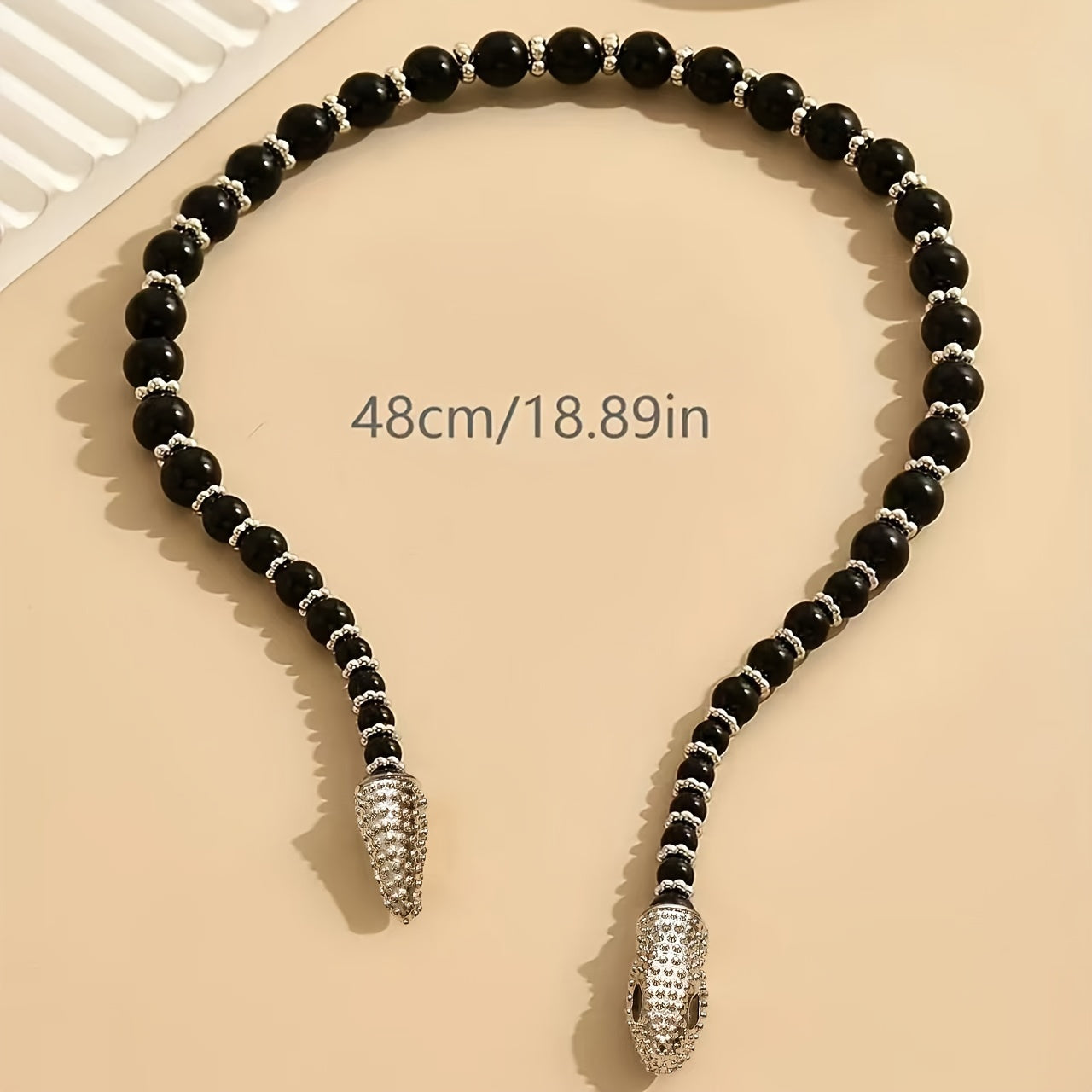 A Gothic Mysterious Fashion Beaded Necklace Snake-shaped Jewelry, Can also be used as a bracelet, suitable for banquets, parties, festivals, Halloween
