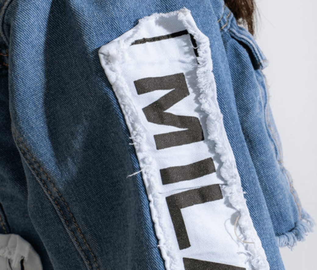 Vibrant Blue Alphabet Print Cropped Denim Jacket - Long Sleeves, Raw Hem, Lapel Collar, Non-Stretch, Woven, Casual Coat for Spring/Summer - Womens Personality Denim Clothing