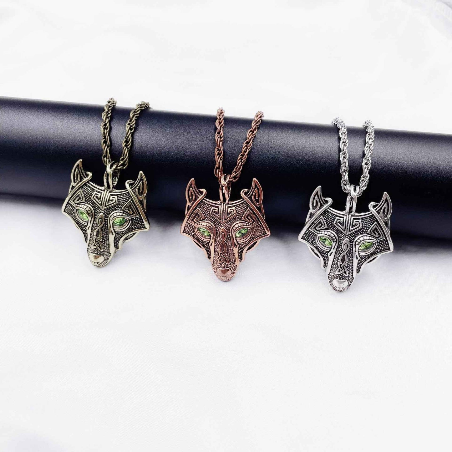 Men's Nordic Viking Necklace Wolf Head Pendant Necklace - Pedlar's Attic