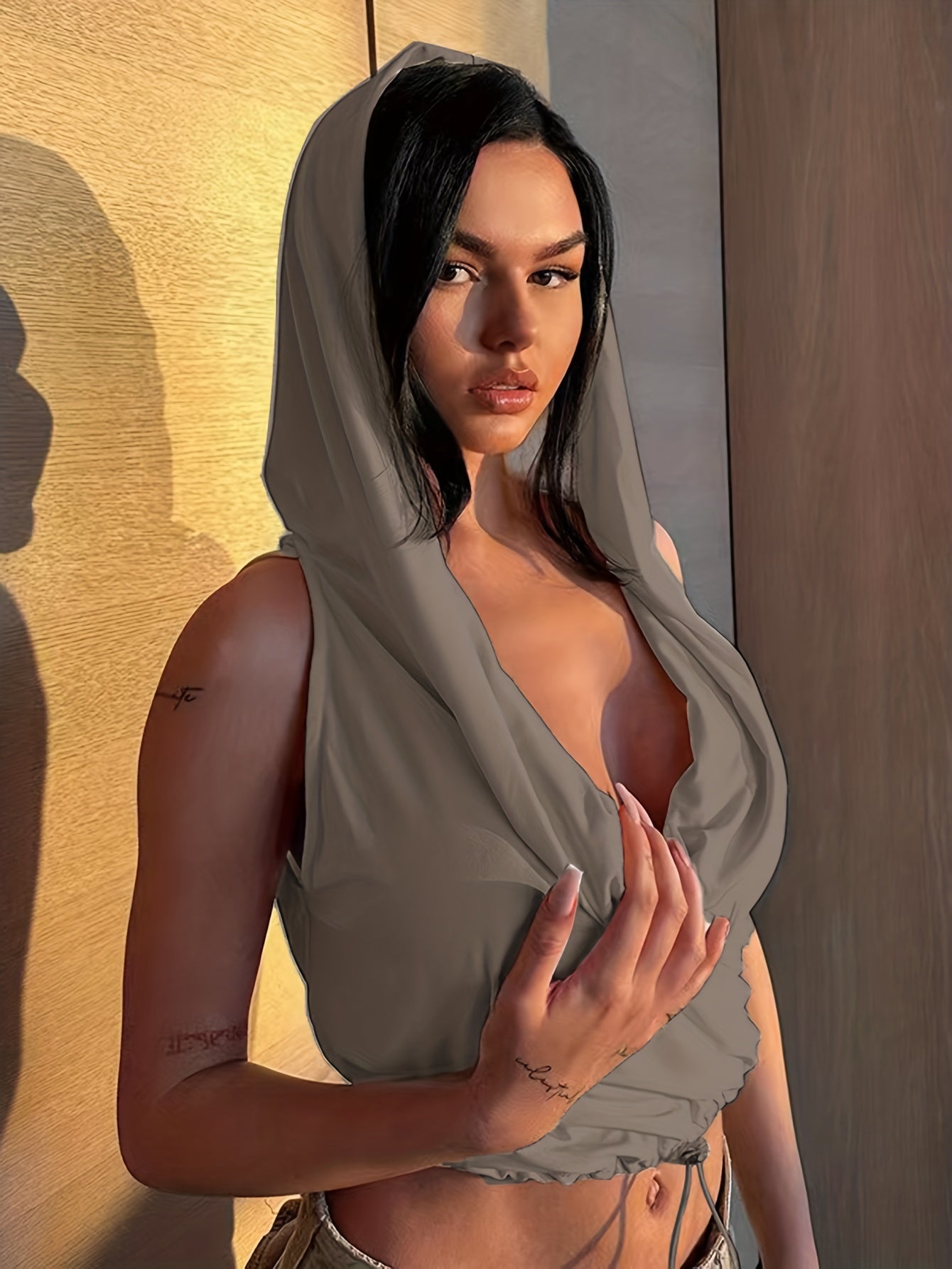 Chic Sleeveless Hooded Crop Top - Fashionable Solid Casual Wear - Perfect for Womens Everyday Style