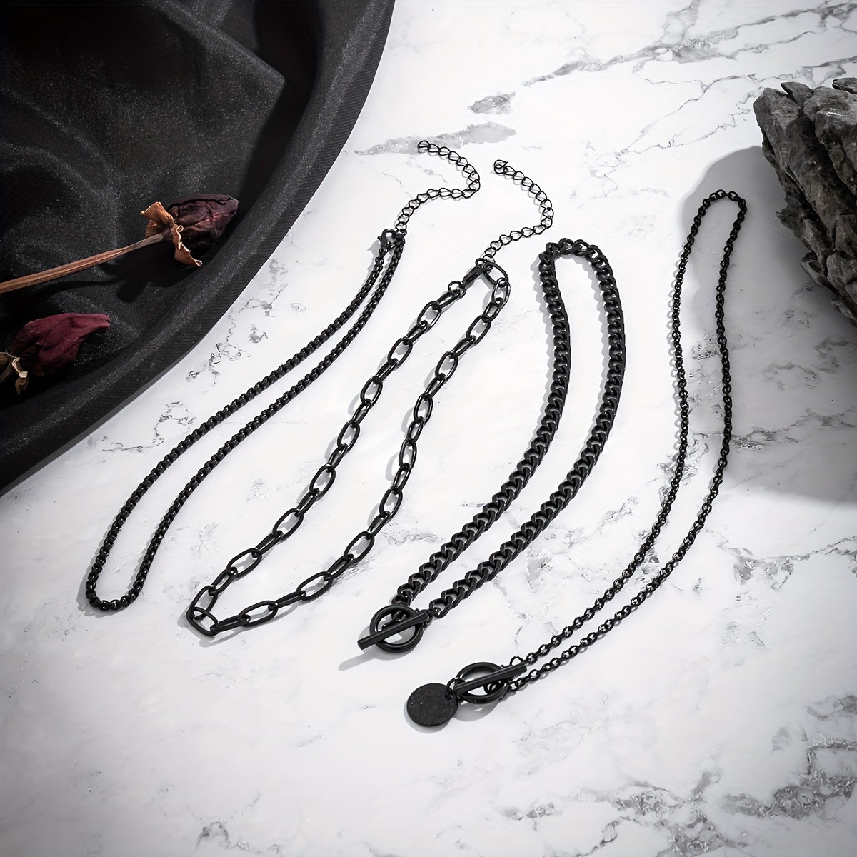 4pcs/Set Retro Gothic Style Love Star Alloy Pendant Multi-piece Combination Necklace For Women Party Club Decor