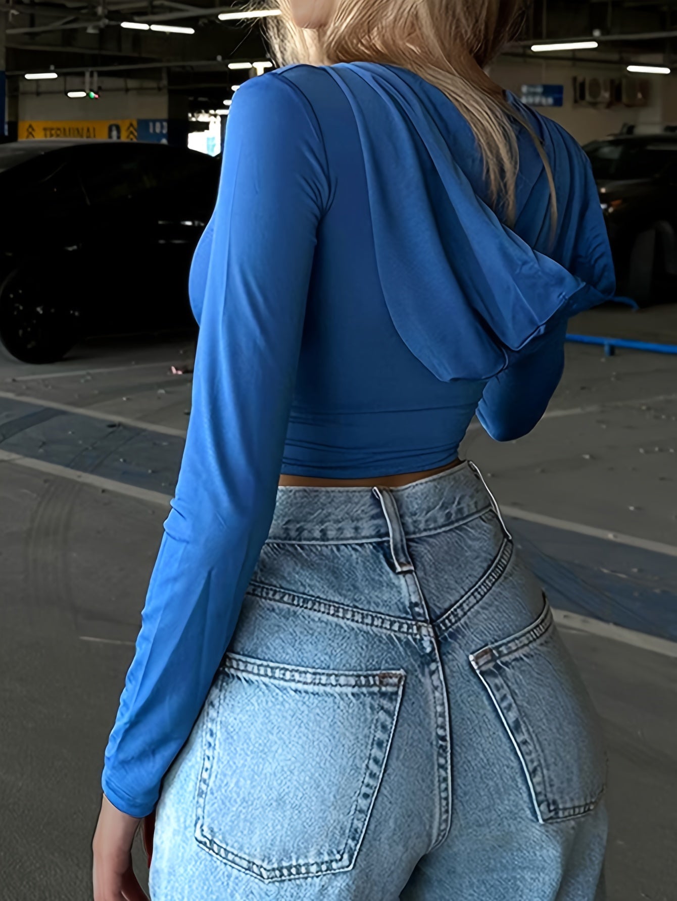 High Elasticity Short Length Hooded Crop Top - Versatile Solid Color Polyester Knit Fabric Long Sleeve T-Shirt for Spring & Fall, Sexy Womens Clothing with Chain Details