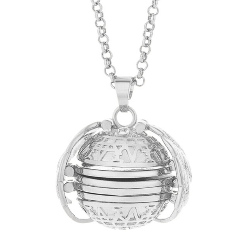 Heartfelt Memories Photo Locket Necklace with Angel Wings - A Meaningful Gift for Cherished Moments - Pedlar's Attic