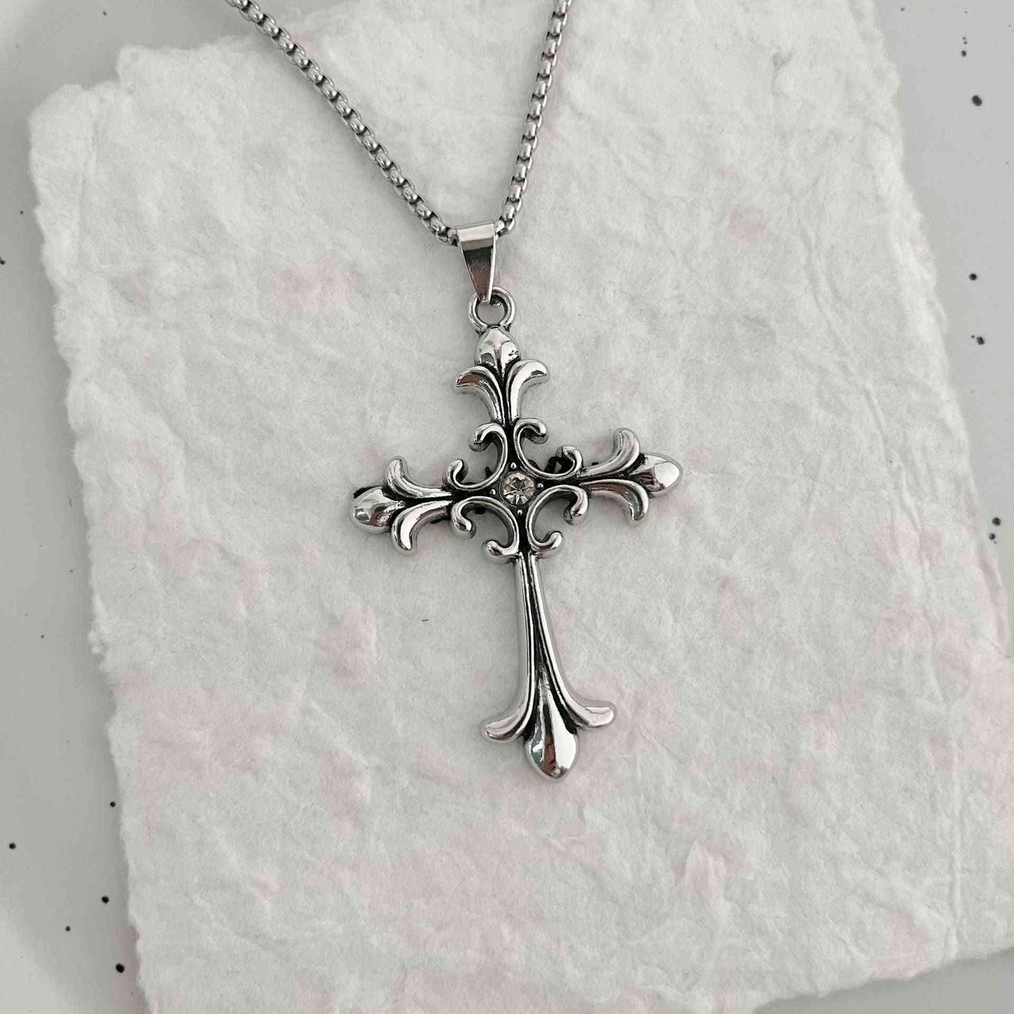 Gothic Style Retro Cross Pendant - Pedlar's Attic