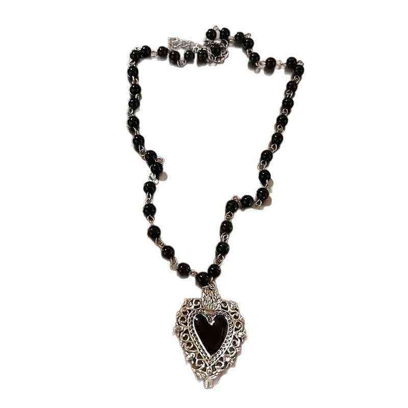 Gothic Heart-Shaped Pendant Necklace - Pedlar's Attic