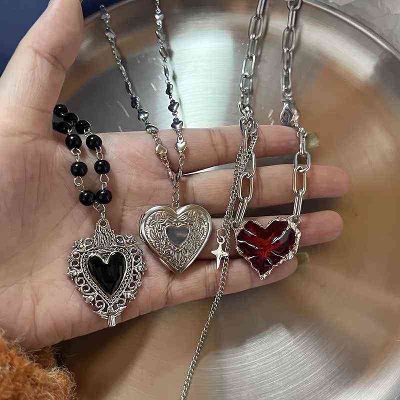 Gothic Heart-Shaped Pendant Necklace - Pedlar's Attic