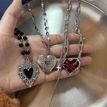 Gothic Heart-Shaped Pendant Necklace - Pedlar's Attic
