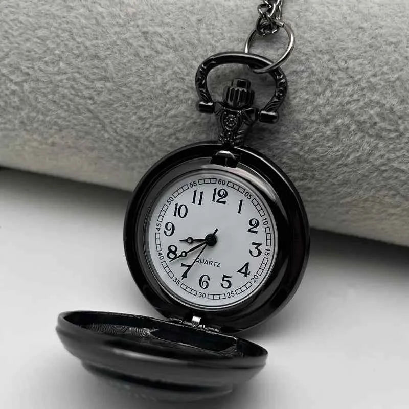 Vintage-Style Clever Crow Exquisite Pocket Watch