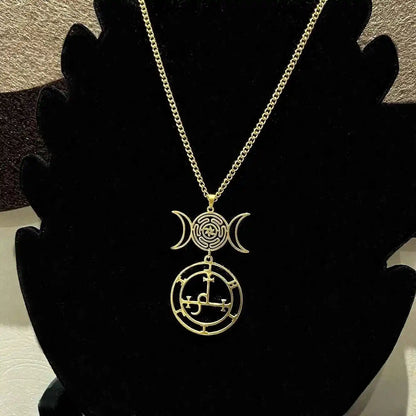 Vassago Triple Moon Goddess Pendant Necklace - Pedlar's Attic