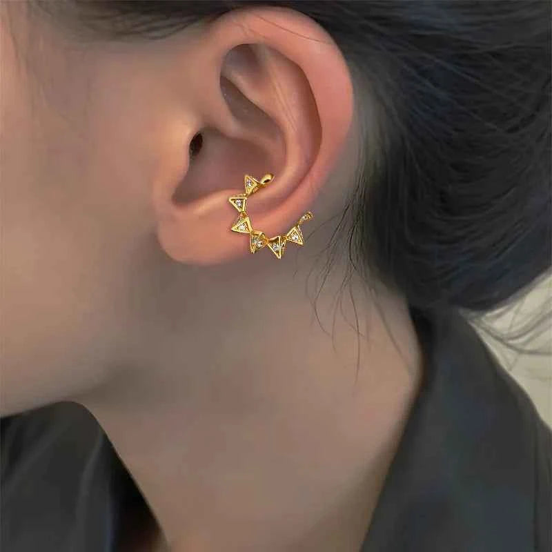 1 Pc 2025 Fashion Minilist No Piercing Ear Cuff Earrings for Woman Fake Piercing Earcuff Clips Earrings for Women Cuffs Jewelry - Pedlar's Attic