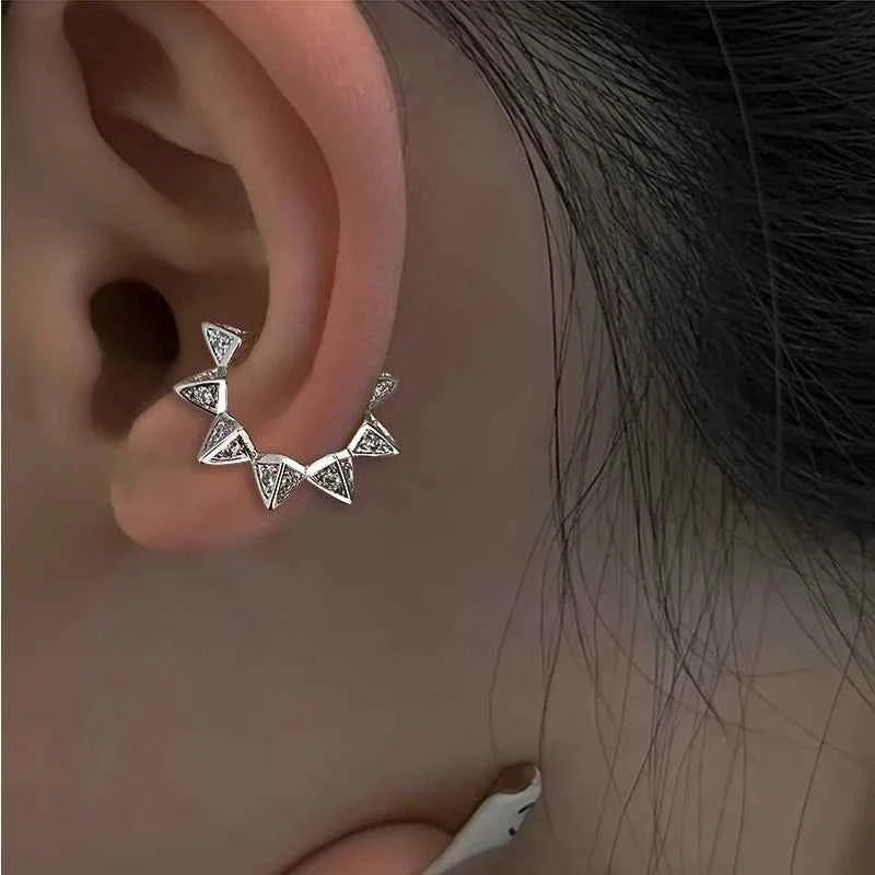 1 Pc 2025 Fashion Minilist No Piercing Ear Cuff Earrings for Woman Fake Piercing Earcuff Clips Earrings for Women Cuffs Jewelry - Pedlar's Attic