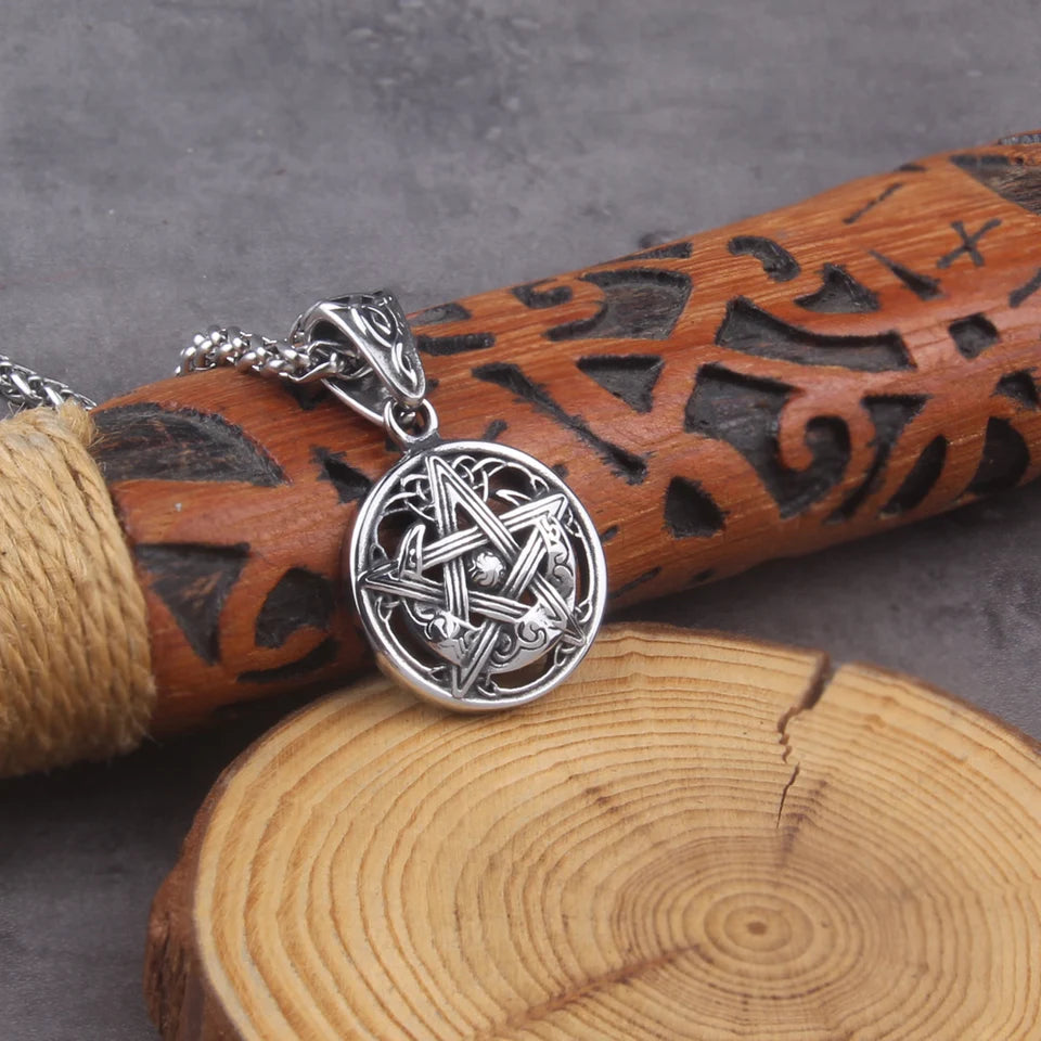 The Five-Pointed Oath — Celtic Pentagram Amulet Necklace