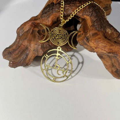 Vassago Triple Moon Goddess Pendant Necklace - Pedlar's Attic