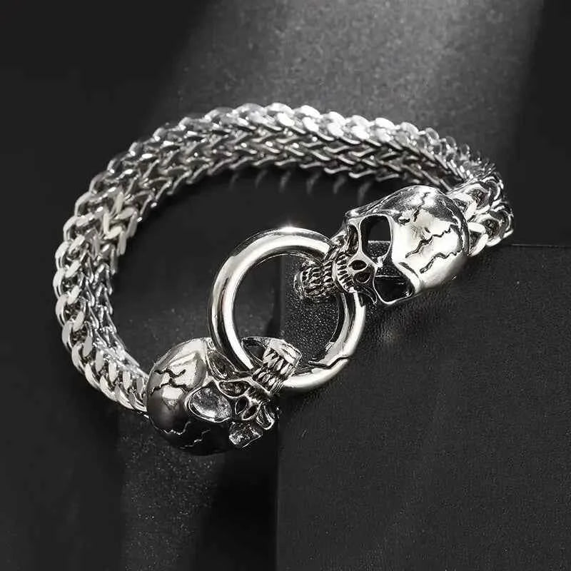 Stainless Steel Nordic Double Wolf Head Bracelet