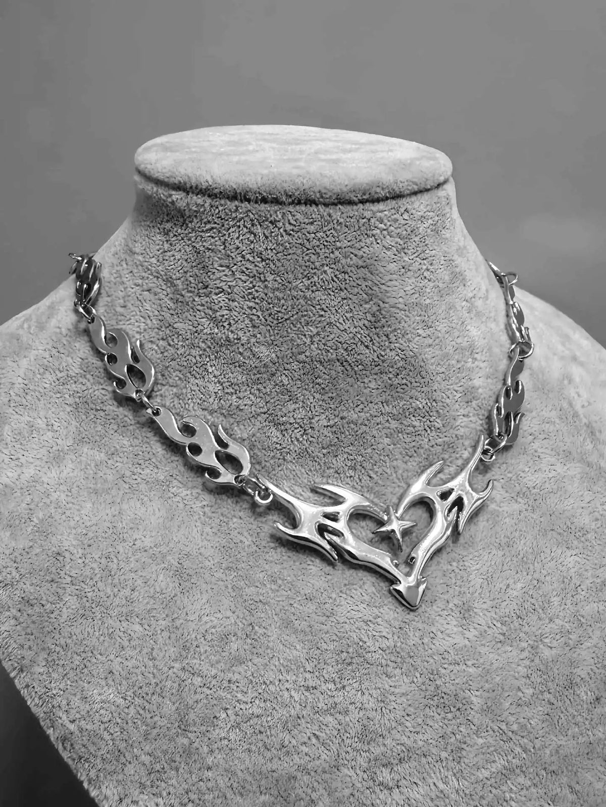 The Thornfire Heart — Gothic Flame & Barbed-Wire Choker