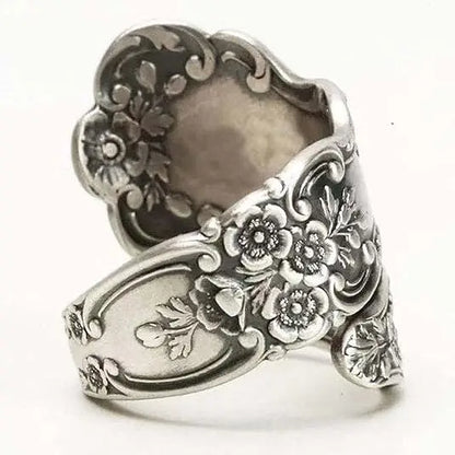 The Silversmith's Oath — Oxidized Sterling Spoon Ring - Pedlar's Attic