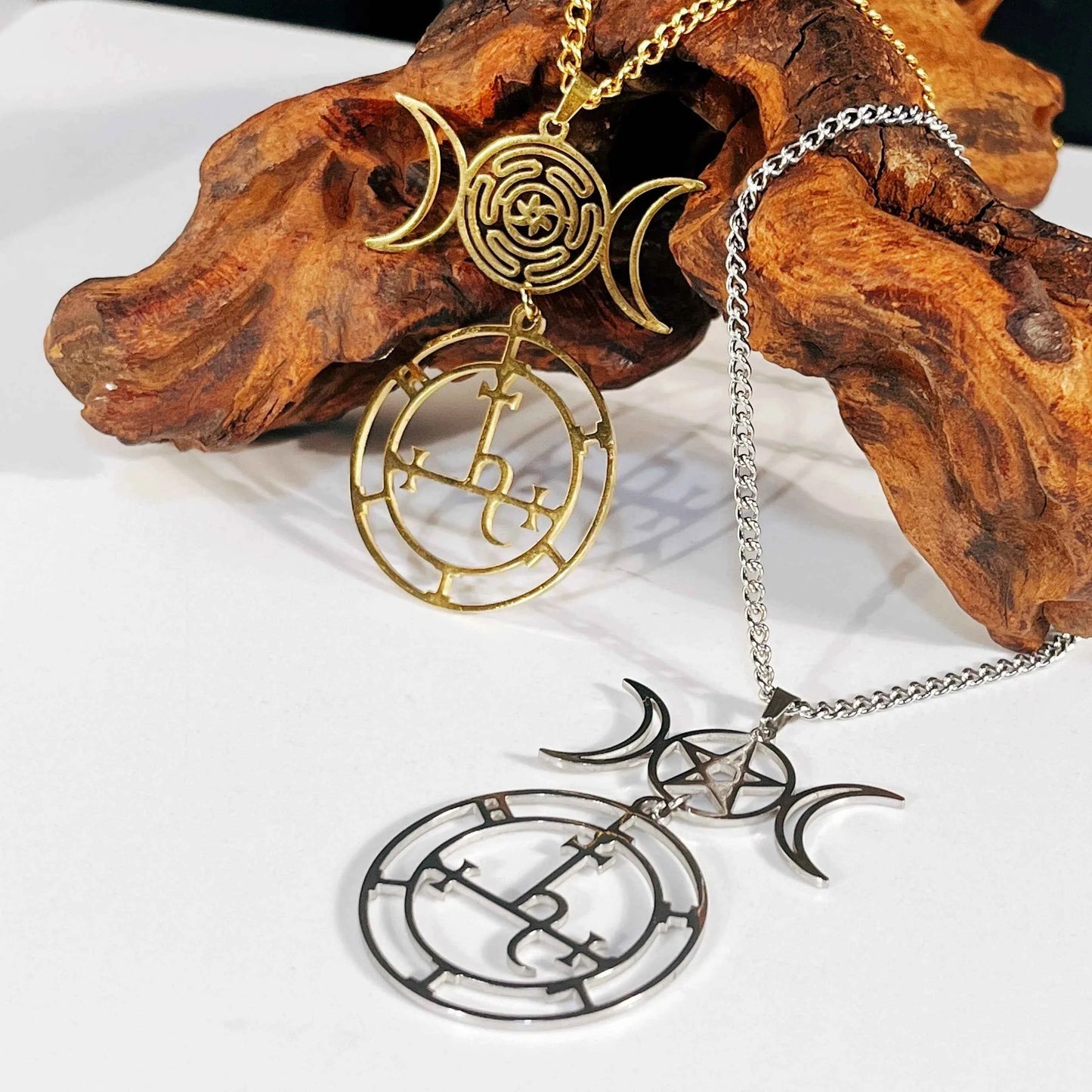 Vassago Triple Moon Goddess Pendant Necklace