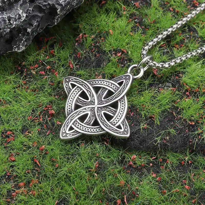 The Witch's Knot — Wiccan Celtic Magic Amulet Necklace