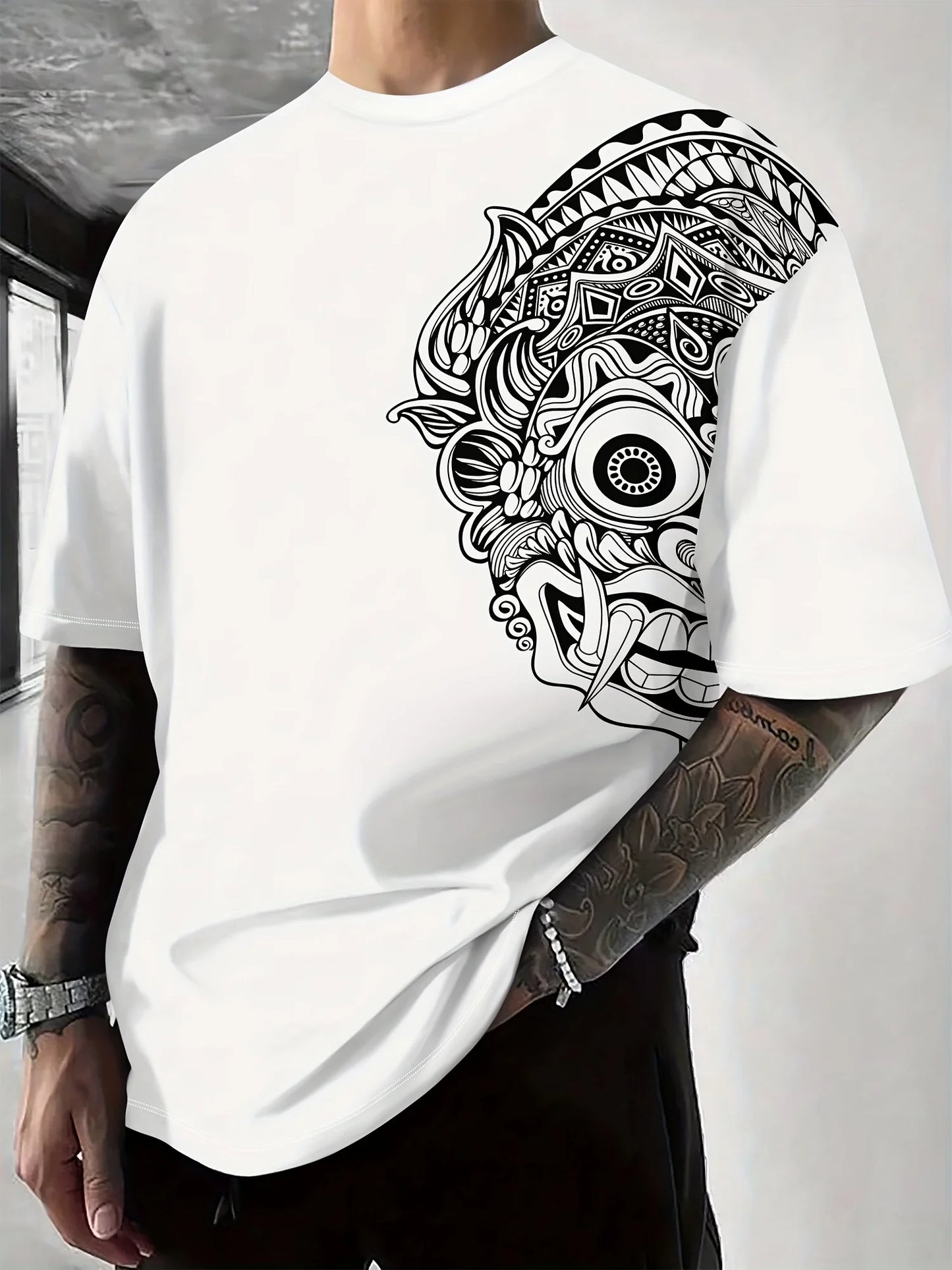 The new 3D digital printed men's casual T-shirt for summer 2025 is made of polyester fiber which is comfortable and skin-friendl
