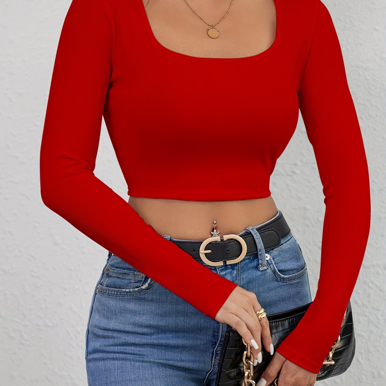 Womens Fashionable Solid Crop Top - Slim Long Sleeve T-Shirt for Spring & Fall - Seasonal Wardrobe Essential - Casual Comfort