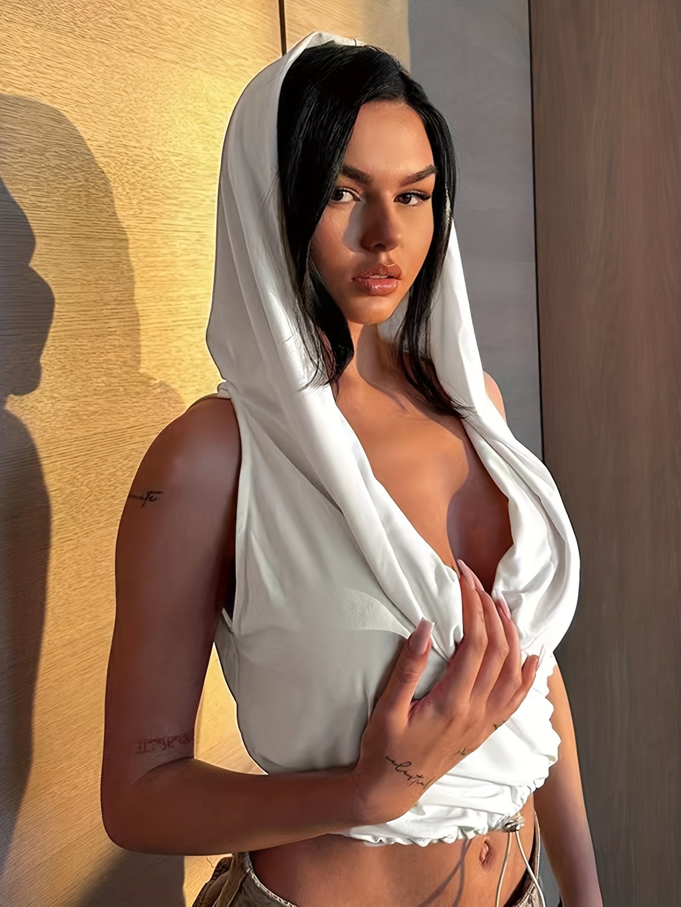 Chic Sleeveless Hooded Crop Top - Fashionable Solid Casual Wear - Perfect for Womens Everyday Style